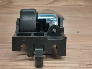 bontott TOYOTA COROLLA VERSO Bal hátsó Belső Kilincs