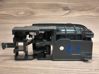 bontott TOYOTA COROLLA VERSO Bal hátsó Belső Kilincs