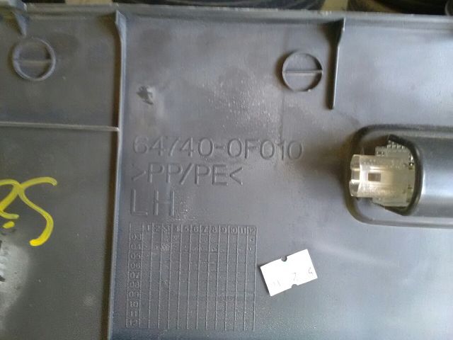 bontott TOYOTA COROLLA VERSO Bal hátsó Csomagtér Burkolat (Műanyag)