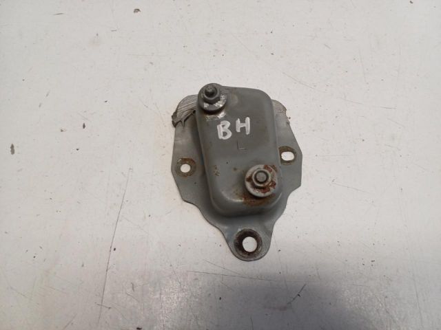 bontott TOYOTA COROLLA VERSO Bal hátsó Ütközéscsillapító