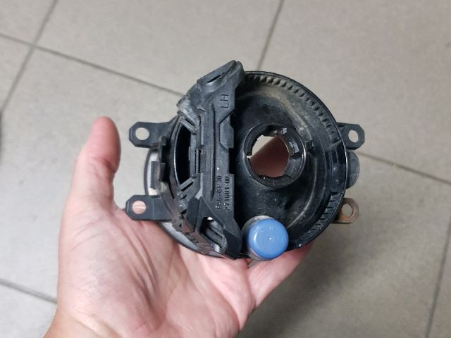 bontott TOYOTA COROLLA VERSO Bal Ködfényszóró