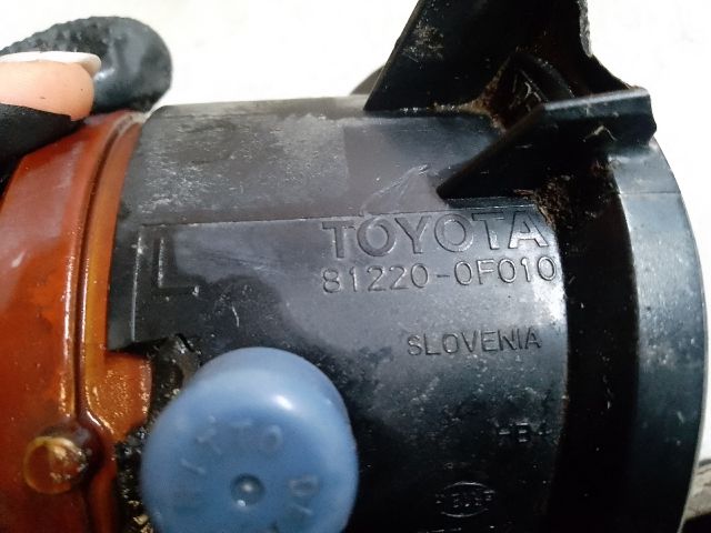 bontott TOYOTA COROLLA VERSO Bal Ködfényszóró