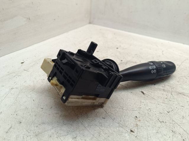 bontott TOYOTA COROLLA VERSO Bal Kormánykapcsoló Irányjelző