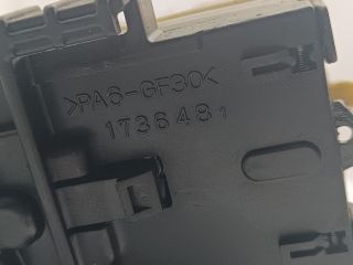 bontott TOYOTA COROLLA VERSO Bal Kormánykapcsoló Irányjelző