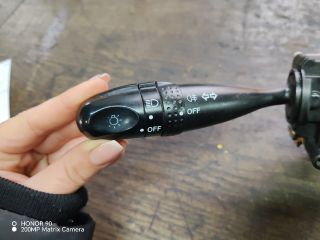 bontott TOYOTA COROLLA VERSO Bal Kormánykapcsoló Irányjelző