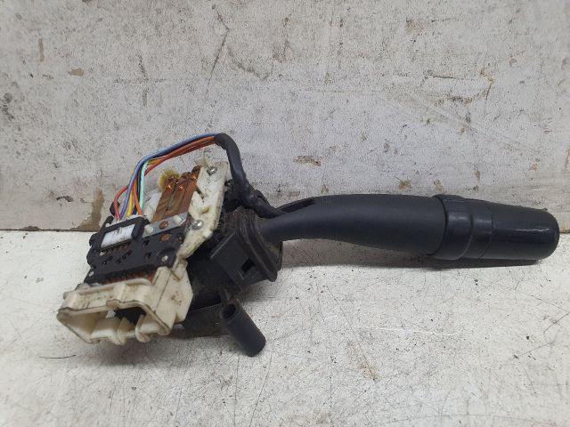 bontott TOYOTA COROLLA VERSO Bal Kormánykapcsoló Irányjelző