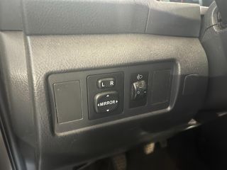 bontott TOYOTA COROLLA VERSO Bal Napellenző