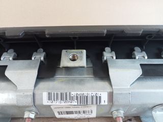 bontott TOYOTA COROLLA VERSO Bal Térdlégzsák