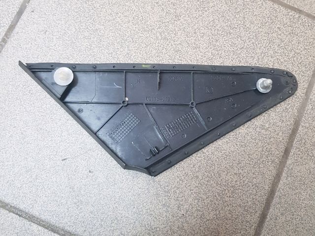 bontott TOYOTA COROLLA VERSO Bal Visszapillantó Tükör Előtti Burkolat