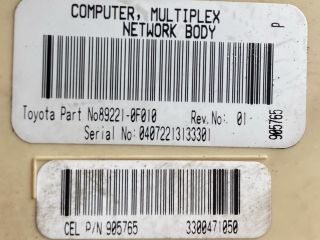 bontott TOYOTA COROLLA VERSO Biztosítéktábla Doboz