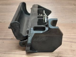 bontott TOYOTA COROLLA VERSO Csomagtér Nyitó Kar / Gomb