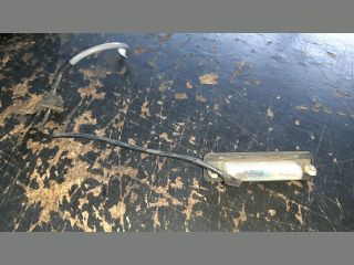 bontott TOYOTA COROLLA VERSO Csomagtér Nyitó Kar / Gomb