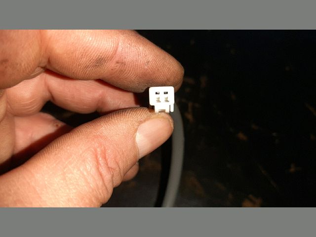 bontott TOYOTA COROLLA VERSO Csomagtér Nyitó Kar / Gomb