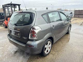 bontott TOYOTA COROLLA VERSO Csomagtérajtó Gumikéder