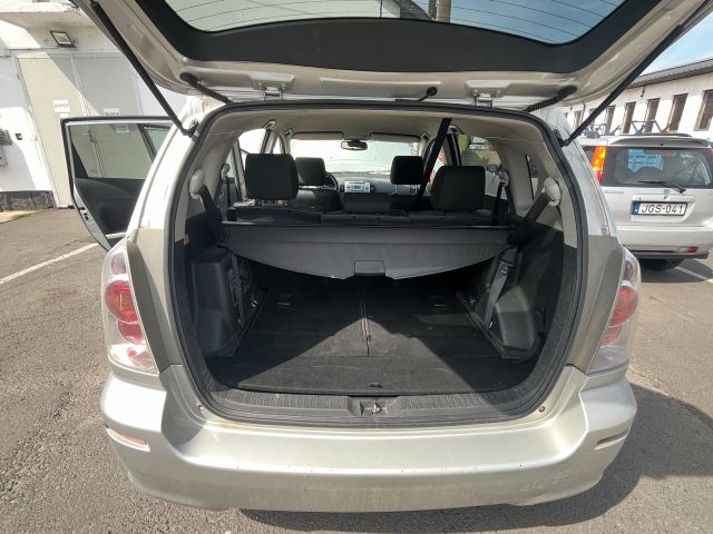 bontott TOYOTA COROLLA VERSO Csomagtérajtó Kapcsoló