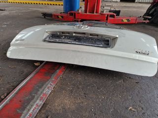 bontott TOYOTA COROLLA VERSO Csomagtérajtó (Részeivel)