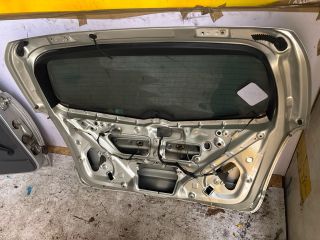 bontott TOYOTA COROLLA VERSO Csomagtérajtó (Üres lemez)