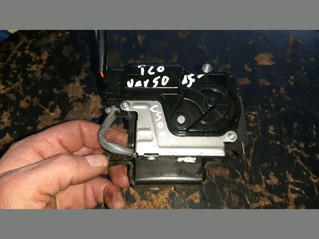 bontott TOYOTA COROLLA VERSO Csomagtérajtó Zárszerkezet