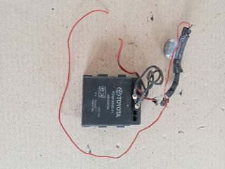 bontott TOYOTA COROLLA VERSO Elektronika (Magában)