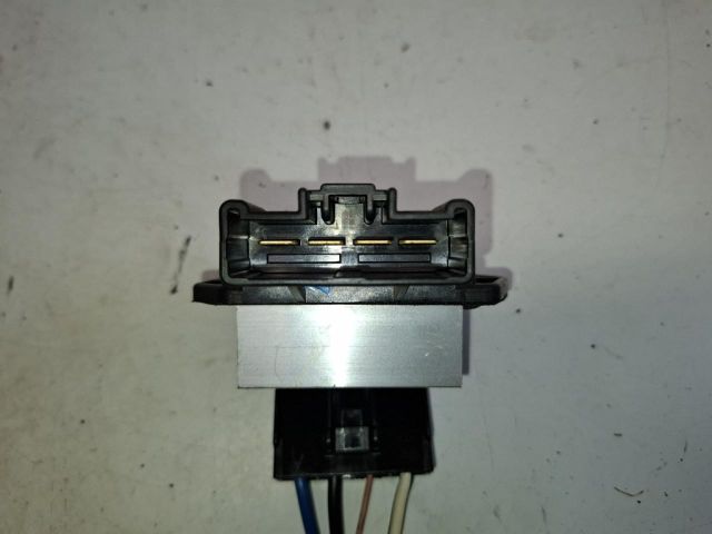 bontott TOYOTA COROLLA VERSO Előtét Ellenállás Fűtőmotor