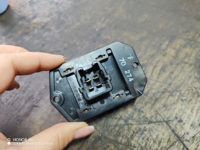 bontott TOYOTA COROLLA VERSO Előtét Ellenállás Fűtőmotor