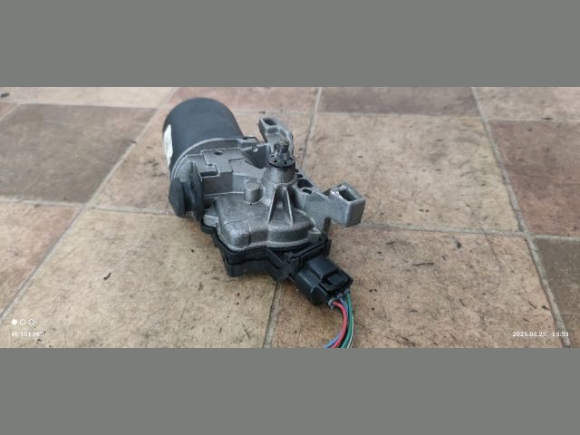 bontott TOYOTA COROLLA VERSO Első Ablaktörlő Motor