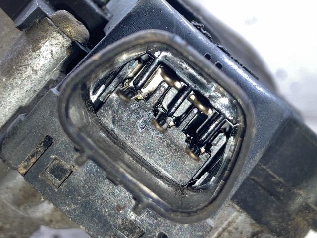 bontott TOYOTA COROLLA VERSO Első Ablaktörlő Szerkezet Motorral