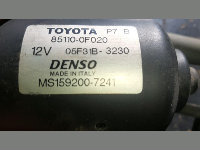 bontott TOYOTA COROLLA VERSO Első Ablaktörlő Szerkezet Motorral