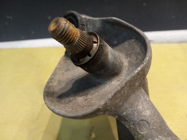 bontott TOYOTA COROLLA VERSO Első Ablaktörlő Szerkezet Motorral