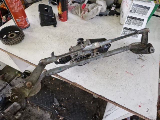 bontott TOYOTA COROLLA VERSO Első Ablaktörlő Szerkezet Motorral