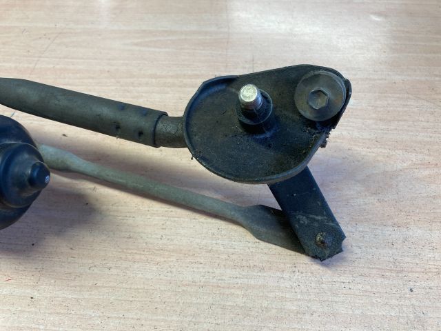 bontott TOYOTA COROLLA VERSO Első Ablaktörlő Szerkezet Motorral