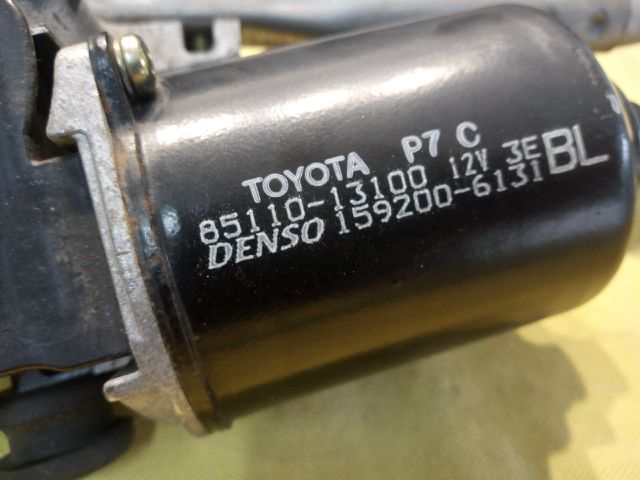 bontott TOYOTA COROLLA VERSO Első Ablaktörlő Szerkezet Motorral