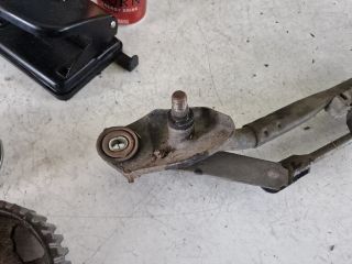 bontott TOYOTA COROLLA VERSO Első Ablaktörlő Szerkezet Motorral