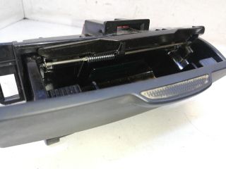 bontott TOYOTA COROLLA VERSO Első Hamutartó