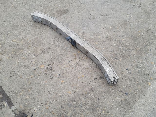 bontott TOYOTA COROLLA VERSO Első Lökhárító Merevítő (Fém)