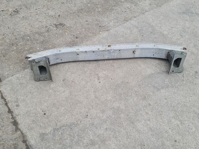 bontott TOYOTA COROLLA VERSO Első Lökhárító Merevítő (Fém)