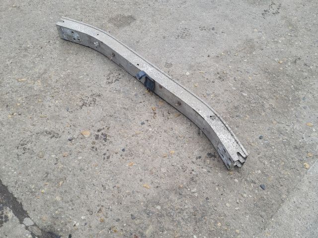 bontott TOYOTA COROLLA VERSO Első Lökhárító Merevítő (Fém)