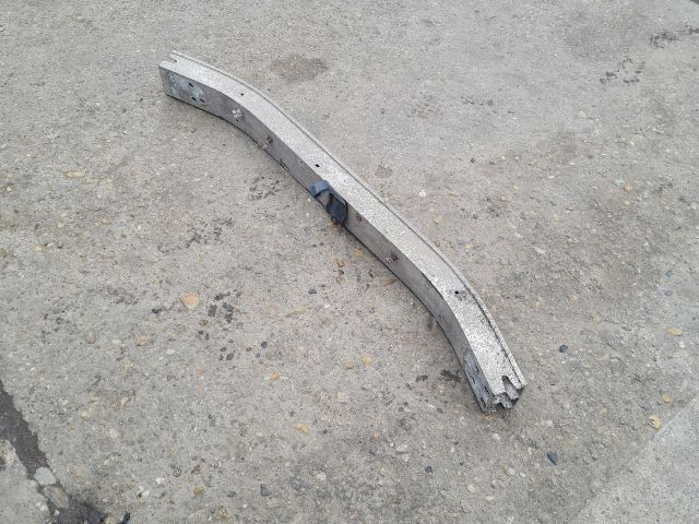 bontott TOYOTA COROLLA VERSO Első Lökhárító Merevítő (Fém)