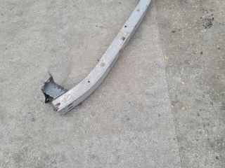 bontott TOYOTA COROLLA VERSO Első Lökhárító Merevítő (Fém)