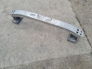 bontott TOYOTA COROLLA VERSO Első Lökhárító Merevítő (Fém)