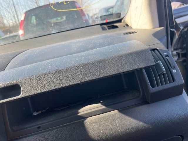 bontott TOYOTA COROLLA VERSO Első Tároló Rekesz Fedél