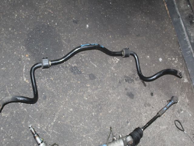 bontott TOYOTA COROLLA VERSO Első Vízszintes Stabilizátor Rúd