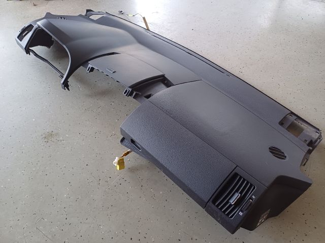 bontott TOYOTA COROLLA VERSO Felső Műszerfal Burkolat