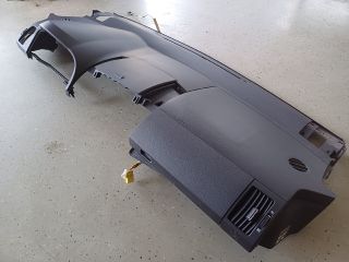 bontott TOYOTA COROLLA VERSO Felső Műszerfal Burkolat