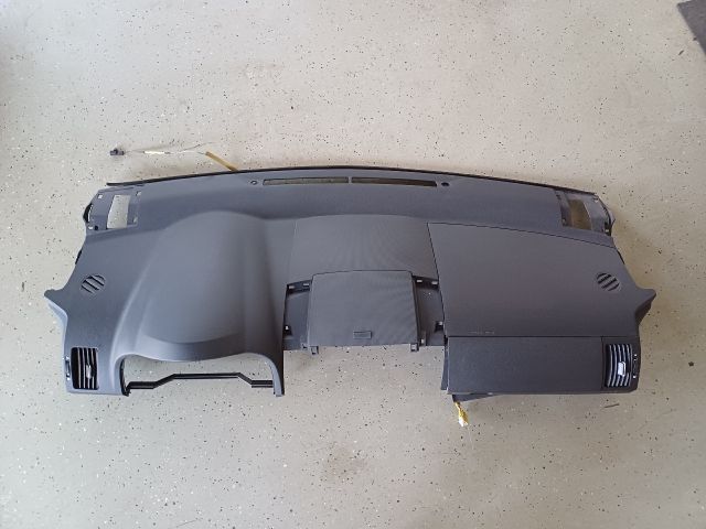 bontott TOYOTA COROLLA VERSO Felső Műszerfal Burkolat