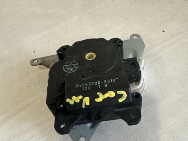 bontott TOYOTA COROLLA VERSO Fűtés Állító Motor