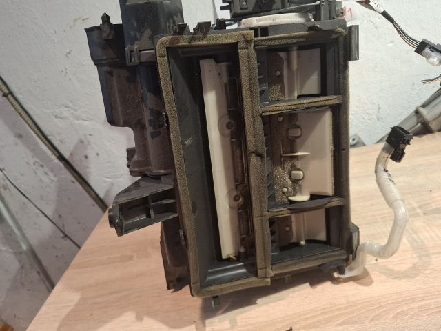 bontott TOYOTA COROLLA VERSO Fűtés Box