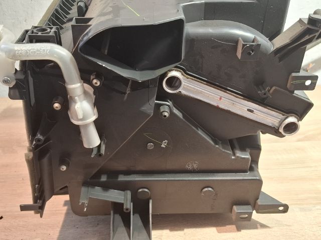 bontott TOYOTA COROLLA VERSO Fűtés Box