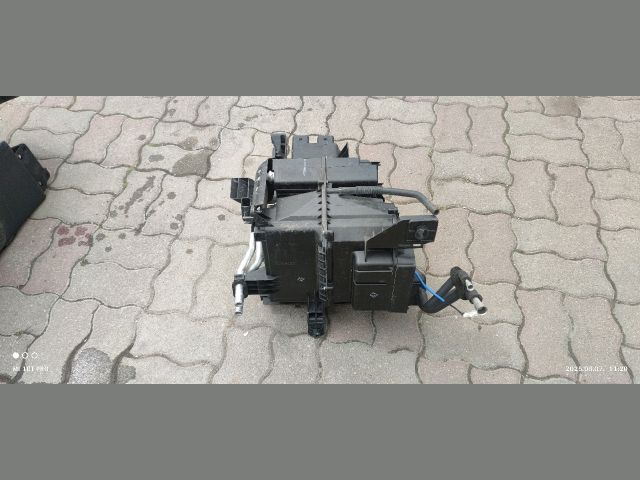 bontott TOYOTA COROLLA VERSO Fűtés Box