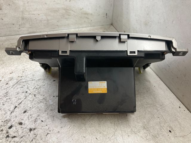 bontott TOYOTA COROLLA VERSO Fűtéskapcsoló (digit klímás)